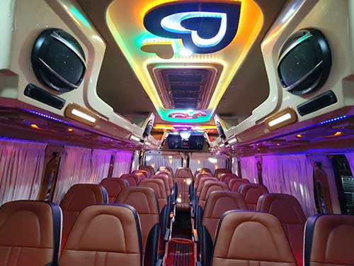 26 seater luxury tempo traveller
