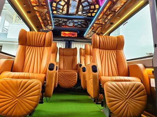 14 seater luxury tempo traveller in kerala